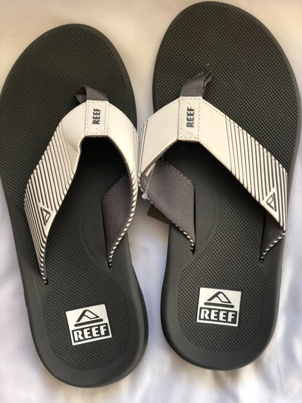 Reef Phantom II Flip Flop Sandal Grey White Straps Size 9 - Picture 3 of 9